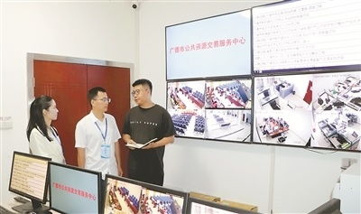 严防招标代理机构充当腐败中介，拉拢腐蚀公职人员需标本兼治